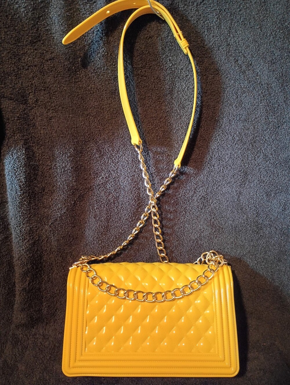 Caleesa Canary Yellow Quilted Crossbody Jelly Bag. - Picture 3 of 4